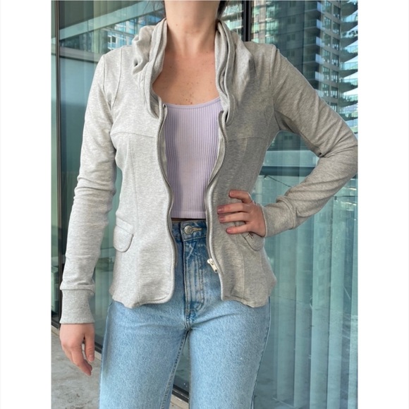 Zip up grey sweatshirt - Picture 3 of 3